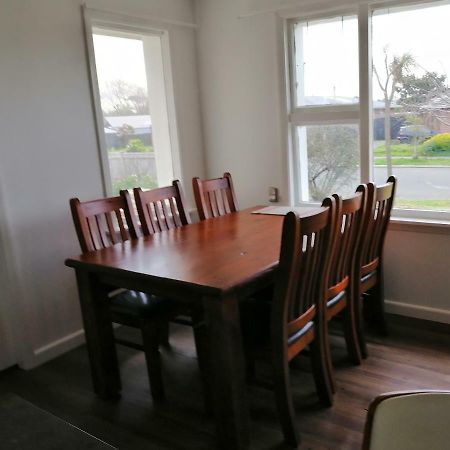 Homestay Triple Room, Near The City Center Christchurch Zewnętrze zdjęcie